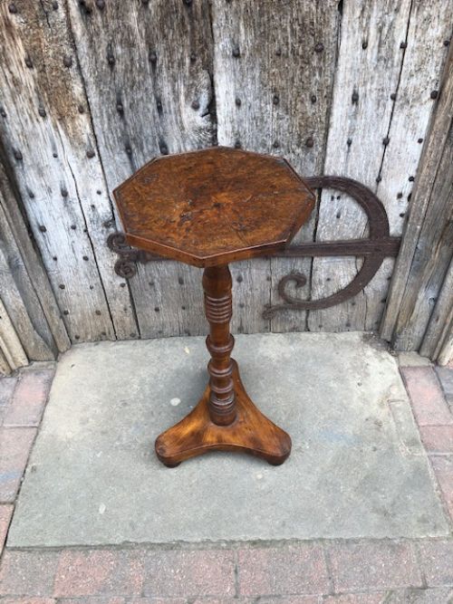 An 18thc Elm and Burr Elm Candlestand