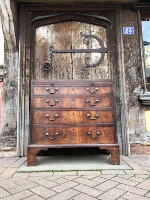 An 18thc Mahogany Tea Caddy Top Chest of Drawers