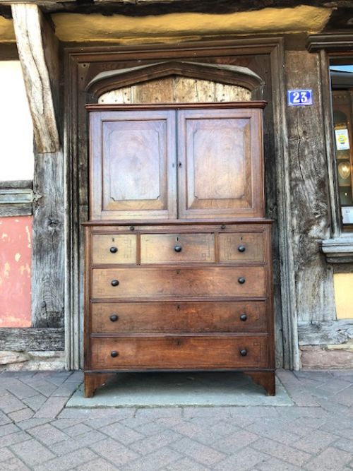 An Early 19th Century Padauk Chinese Export Cabinet on Chest