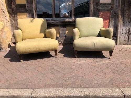 



A Pair of Early 20th Century Howard-style Bridgewater-type Armchairs






