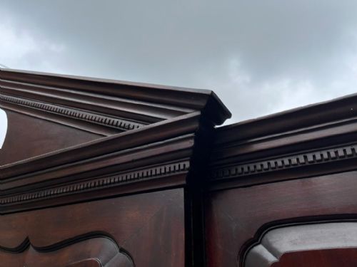 18TH CENTURY CHIPPENDALE PERIOD MAHOGANY PRESS CUPBOARD - ADDITIONAL PHOTO 7