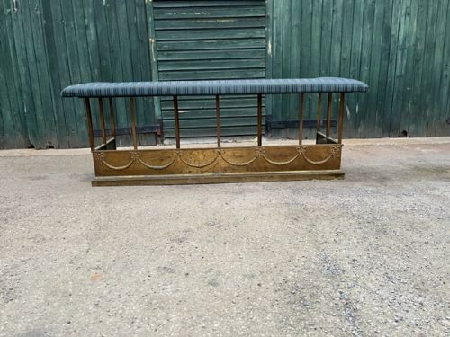 Exceptionally Good Quality Late 19th Century Brass Club Fender