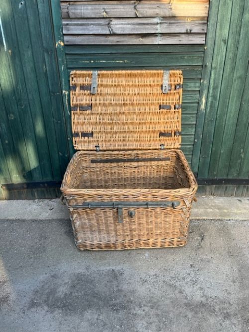 Early 20th Century Large Wicker Basket