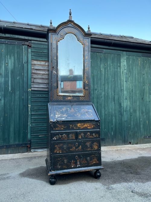 Lady Charteris' Queen Anne Period Lacquered Bureau Cabinet