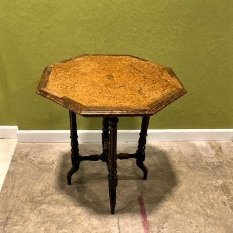 A Wonderful Quality 19th Century Burr Yew Wood and Rosewood Banded Table