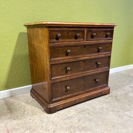 A 19th Century Burr Walnut Chest of Drawers by Gillows of Lancaster
