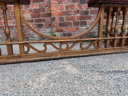 19TH CENTURY CAST STEEL CLUB FENDER FROM THE IN OUT CLUB - ADDITIONAL PHOTO 3