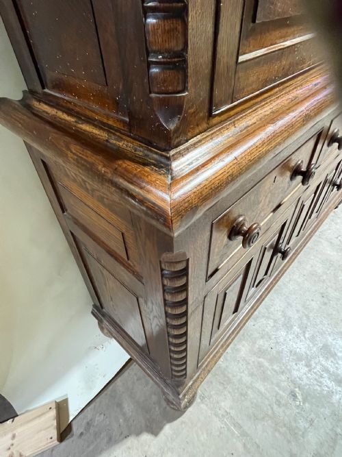 19TH CENTURY OAK HOUSEMAIDS CUPBOARD - ADDITIONAL PHOTO 4