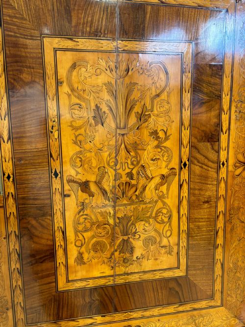 17TH CENTURY SEAWEED MARQUETRY WALNUT CABINET ON STAND - ADDITIONAL PHOTO 12