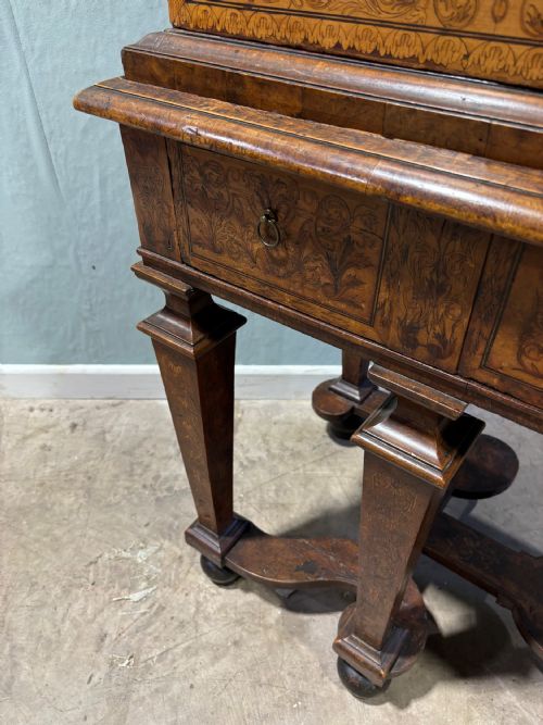 17TH CENTURY SEAWEED MARQUETRY WALNUT CABINET ON STAND - ADDITIONAL PHOTO 7