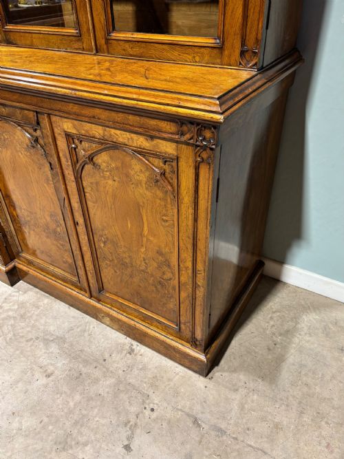 GOTHIC REVIVAL 19TH CENTURY POLLARD OAK BOOKCASE - ADDITIONAL PHOTO 11
