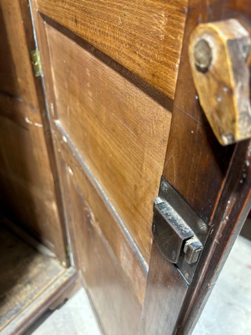 18TH CENTURY CHANNEL ISLANDS WARDROBE - ADDITIONAL PHOTO 7