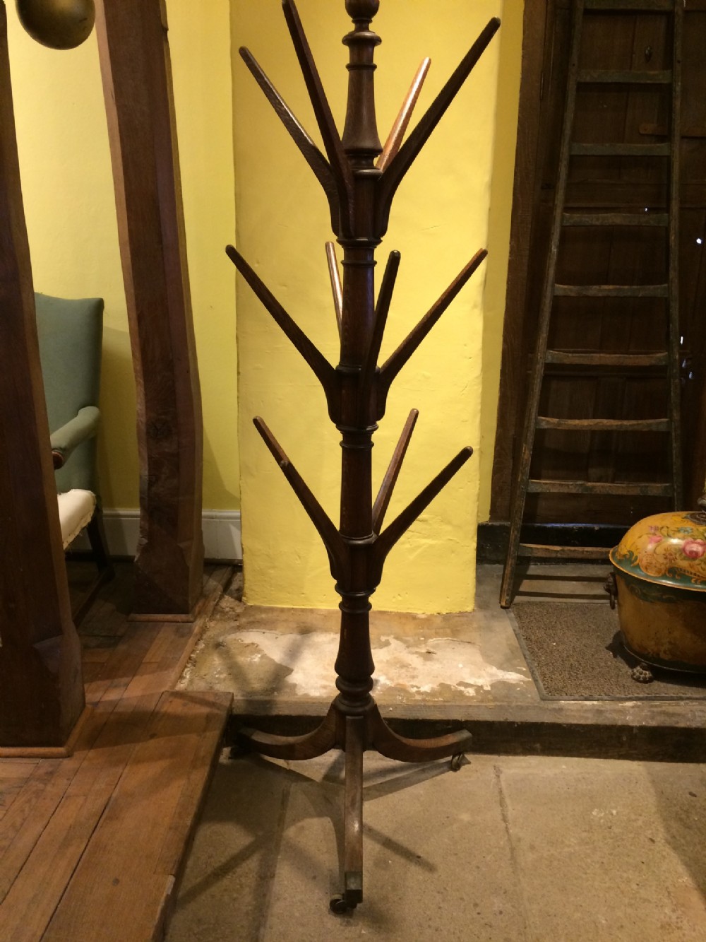 18thC oak country house bootstand