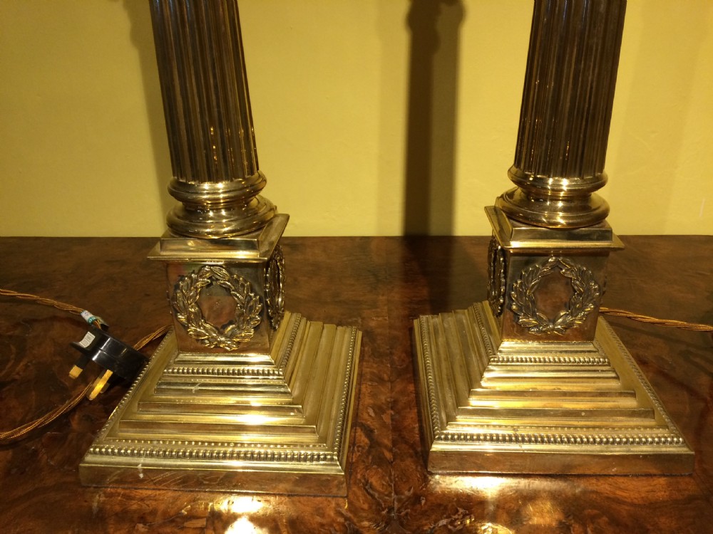 Early 20thC Pair of brass corythian columns lamp bases View IV