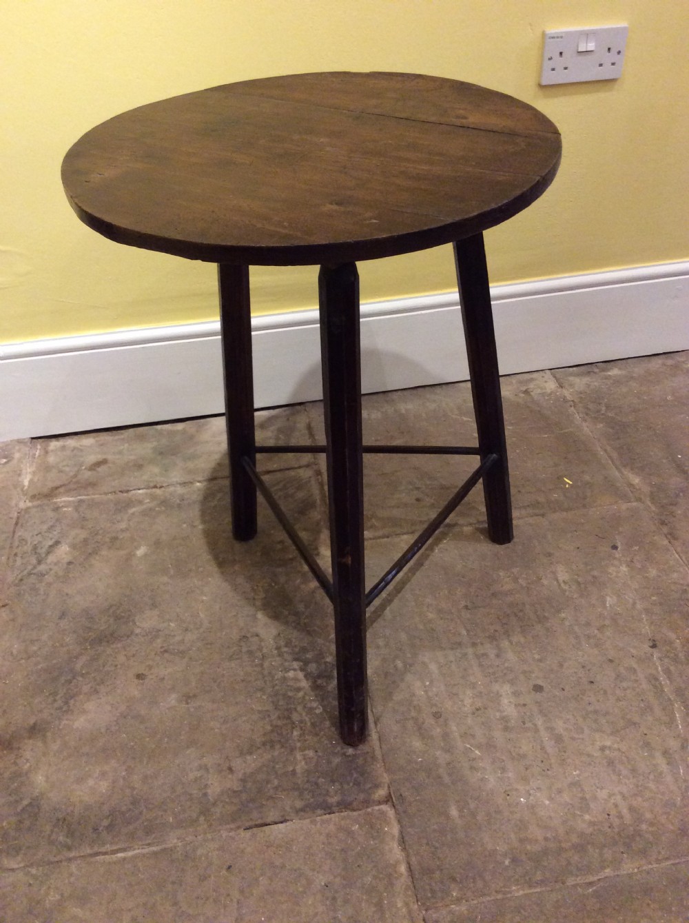 19thC Elm top cricket table View II