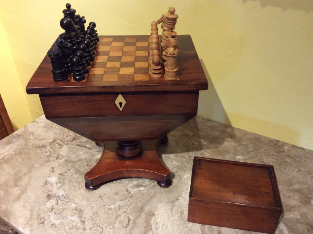 19thC Mahogany, rosewood and maple chess set View III