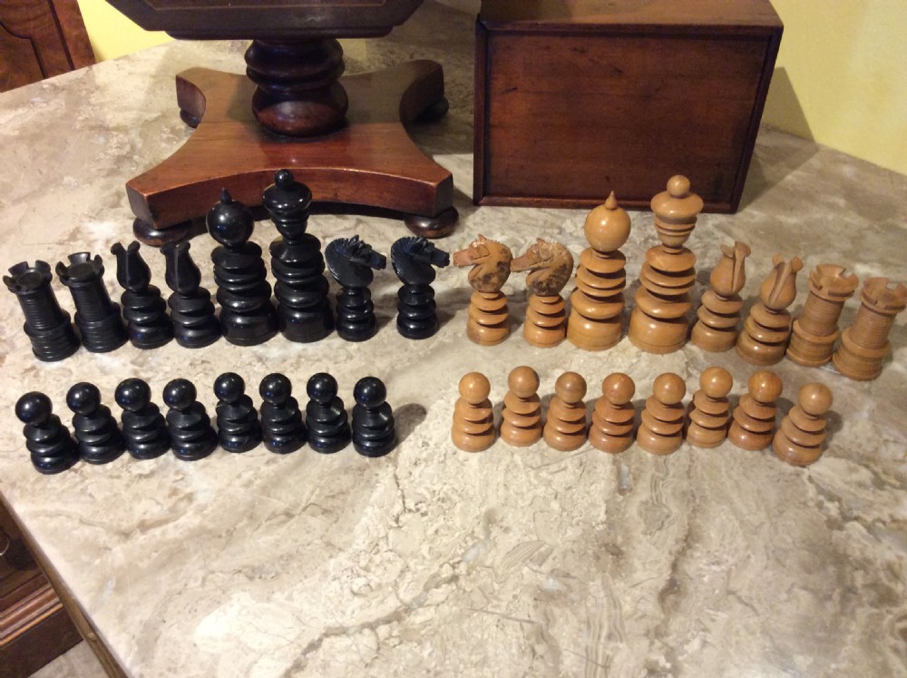 19thC Mahogany, rosewood and maple chess set View VI