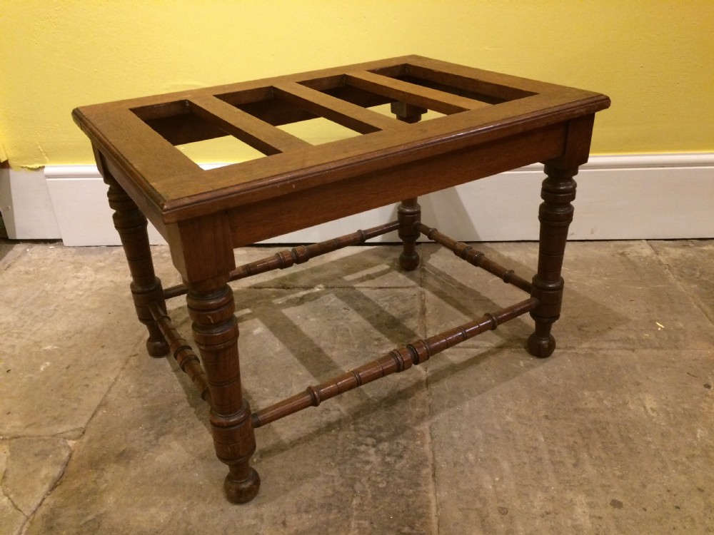 Late 19thC English walnut luggage rack c.1890