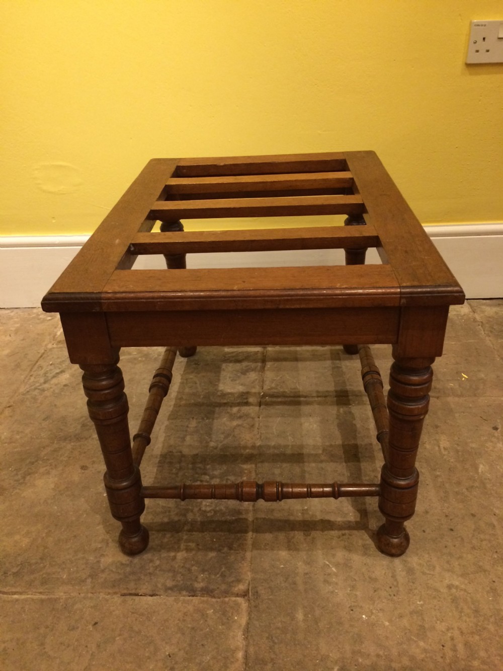 Late 19thC English walnut luggage rack c.1890 View III