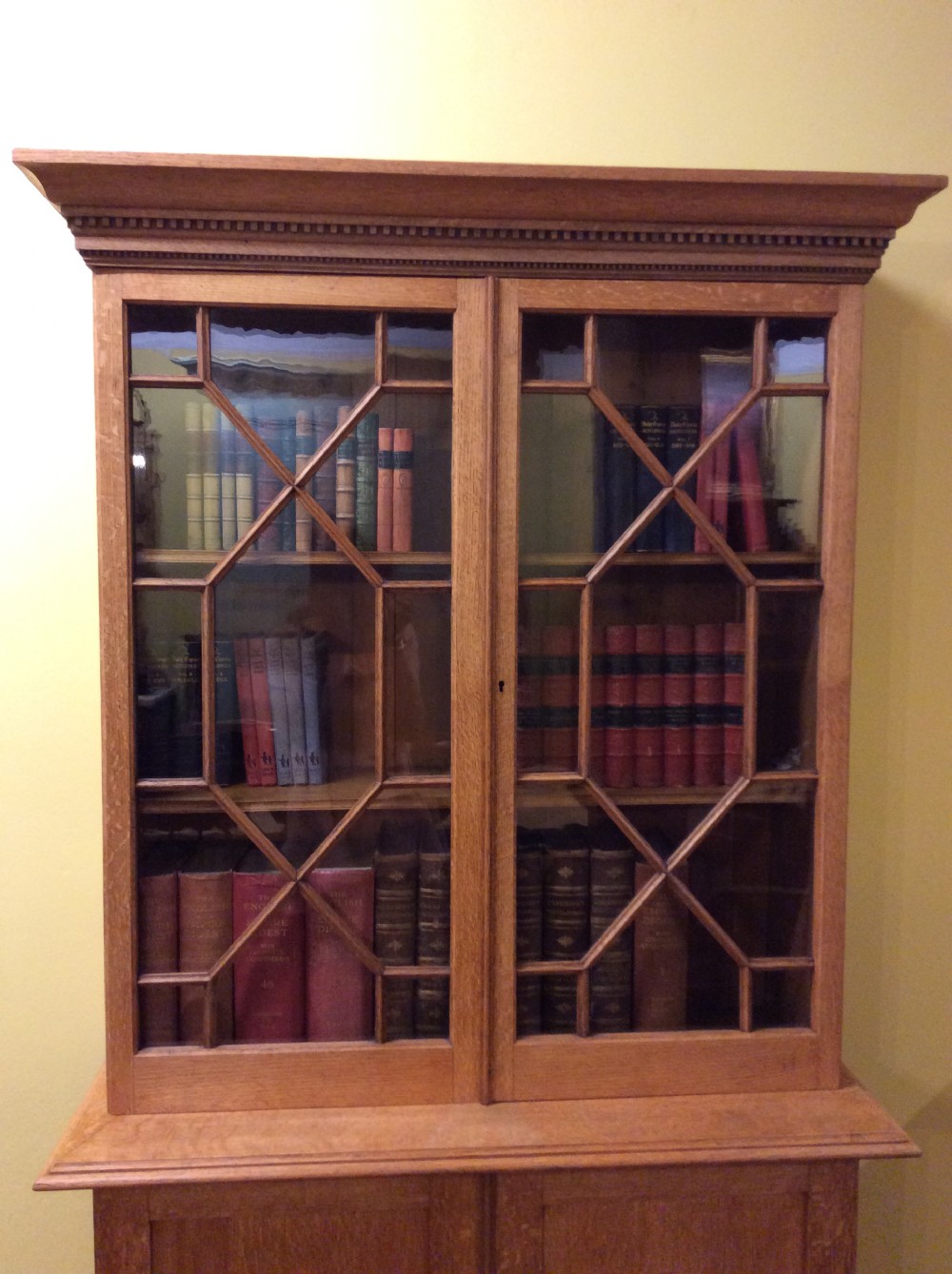 19thC  Oak 2 door bookcase with astrical glazing View II