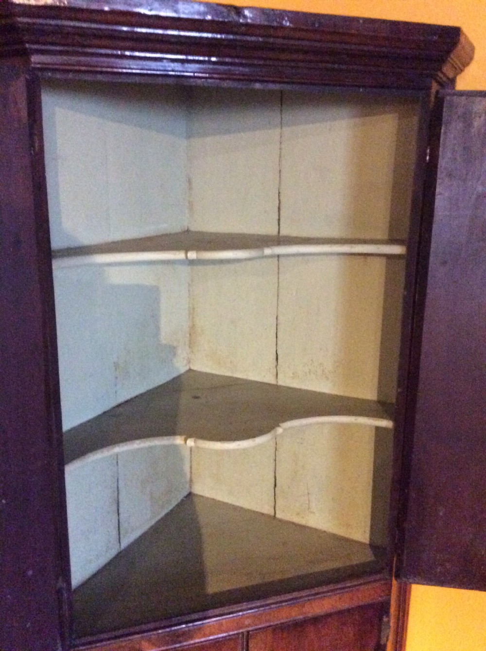 18thC Walnut and oak corner cupboard View II