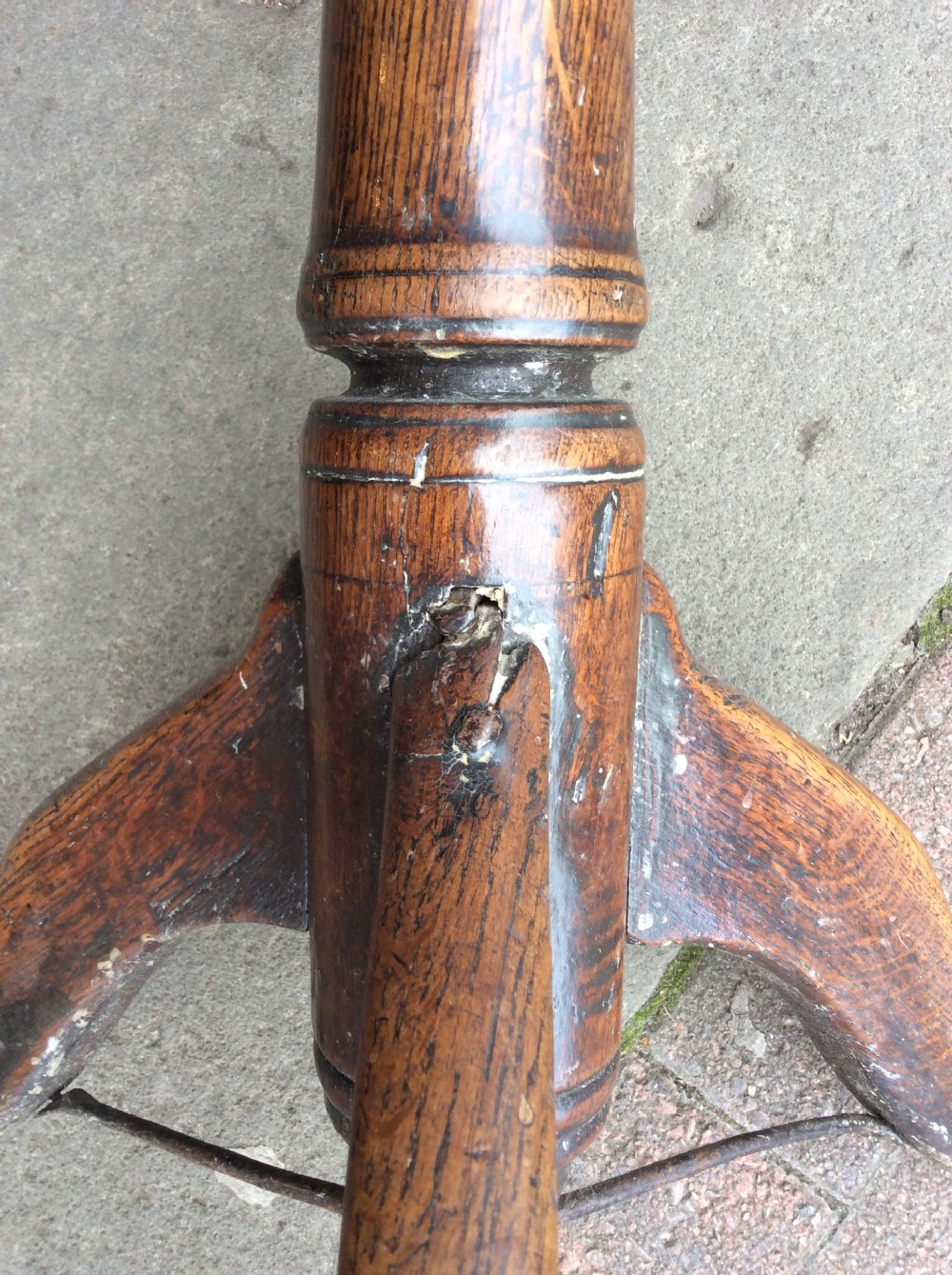 18thC Oak primitive tripod table View VII