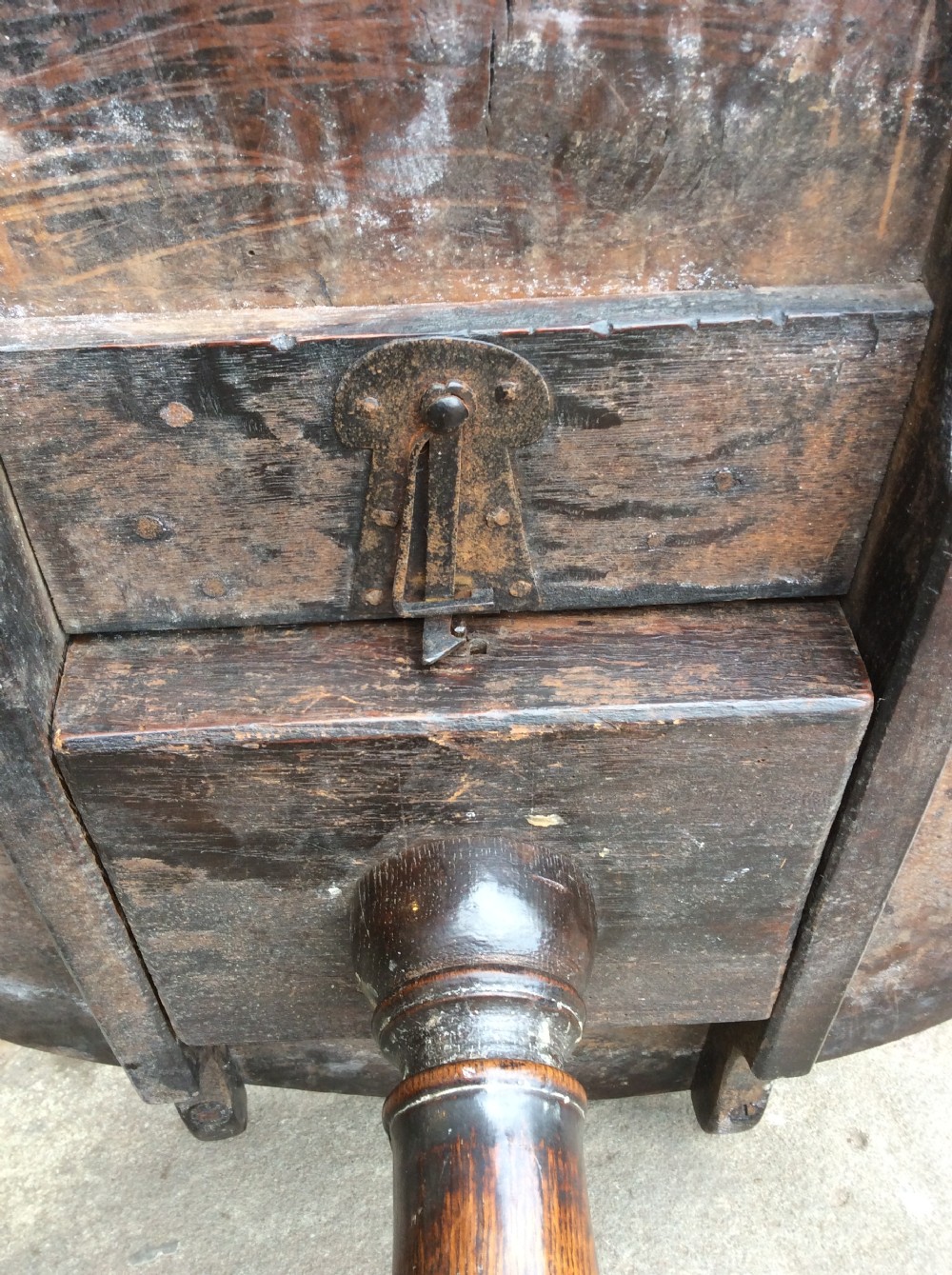 18thC Oak primitive tripod table View VIII