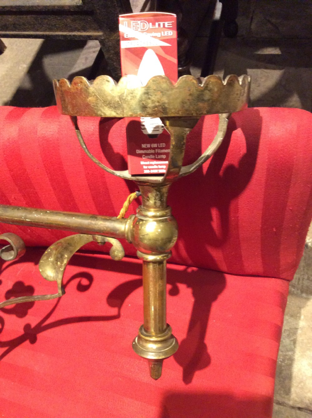Pair of Arts & Crafts brass wall bracket lights View XIII
