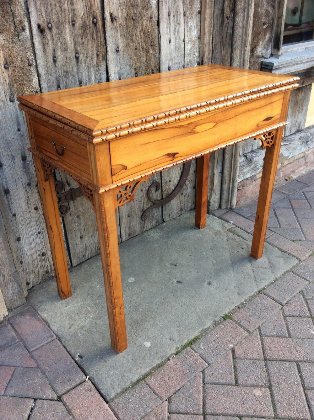 19thC Calamander Chinese export tea table View V