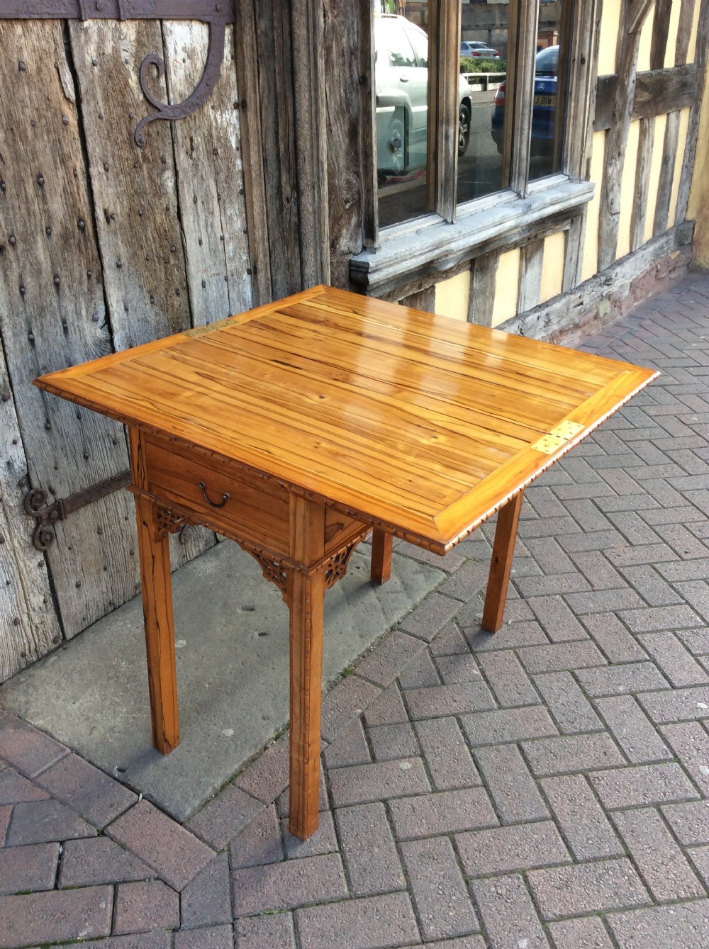19thC Calamander Chinese export tea table View VII