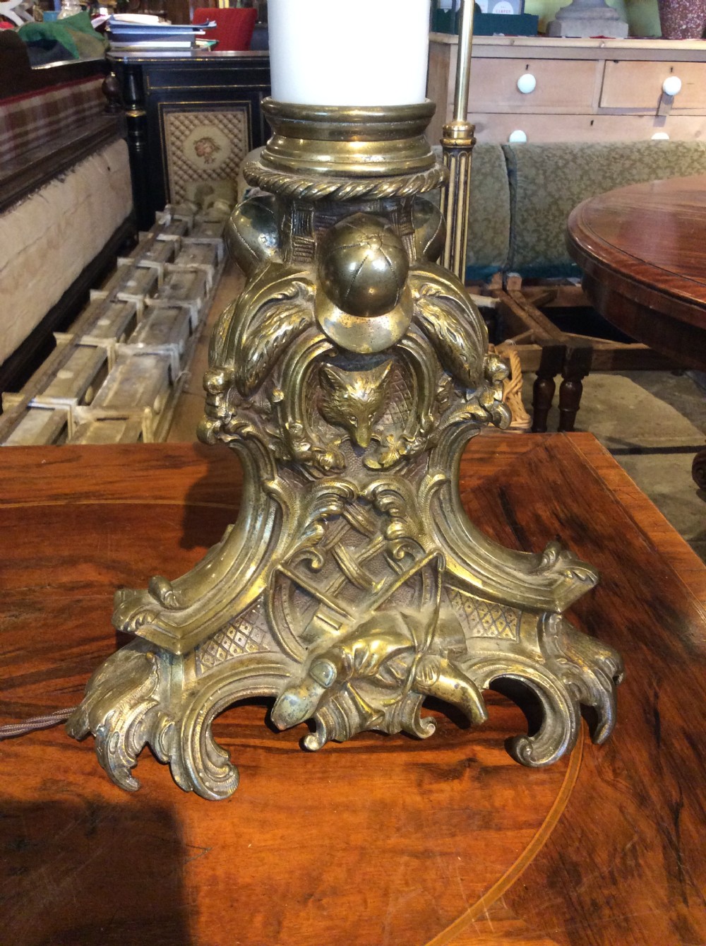 19thC Brass lamp with hunting subject  View II