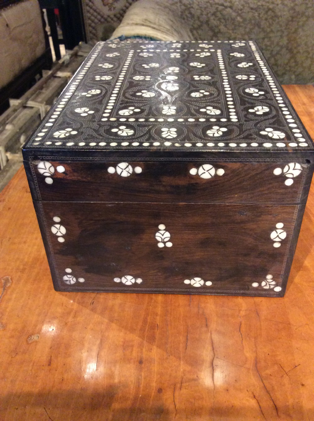19thC rosewood box with bone inlay View V