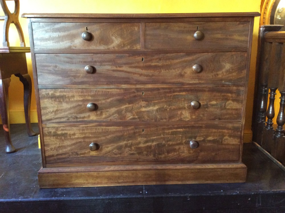 19thC Mahogany chest of drawers by Gillows of Lancaster View III
