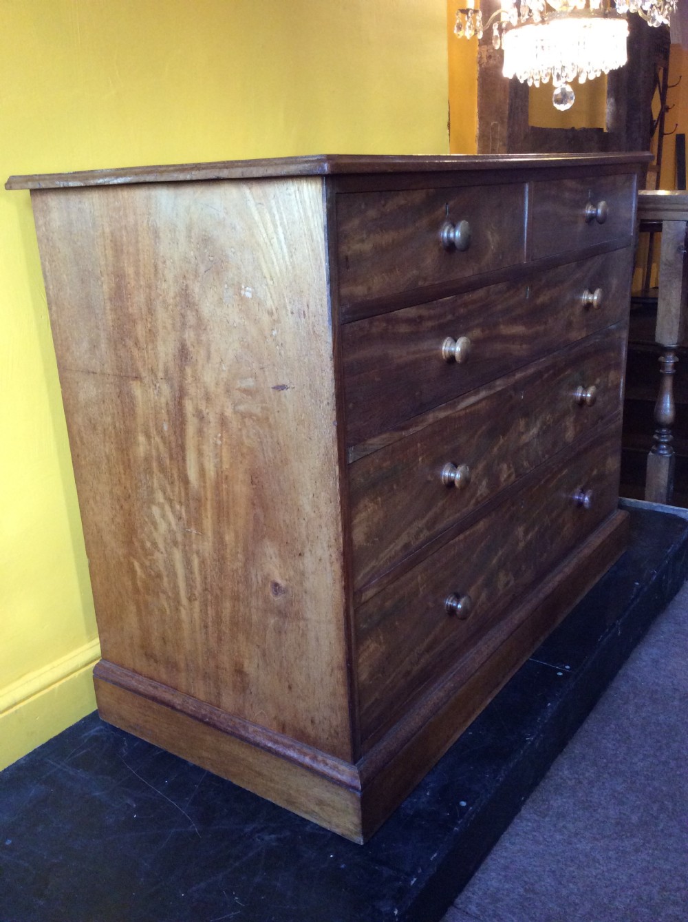 19thC Mahogany chest of drawers by Gillows of Lancaster View VII