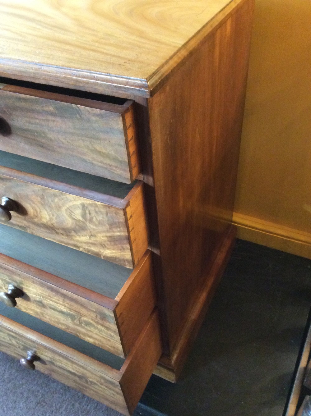 19thC Mahogany chest of drawers by Gillows of Lancaster View IX
