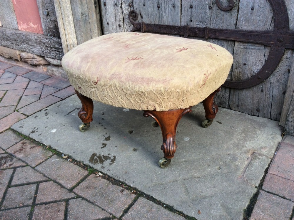 19thC walnut concave footstool View II