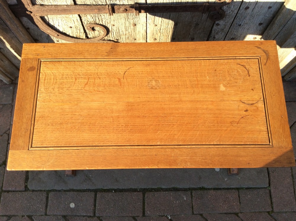 Cotswold school oak rectangular table View II