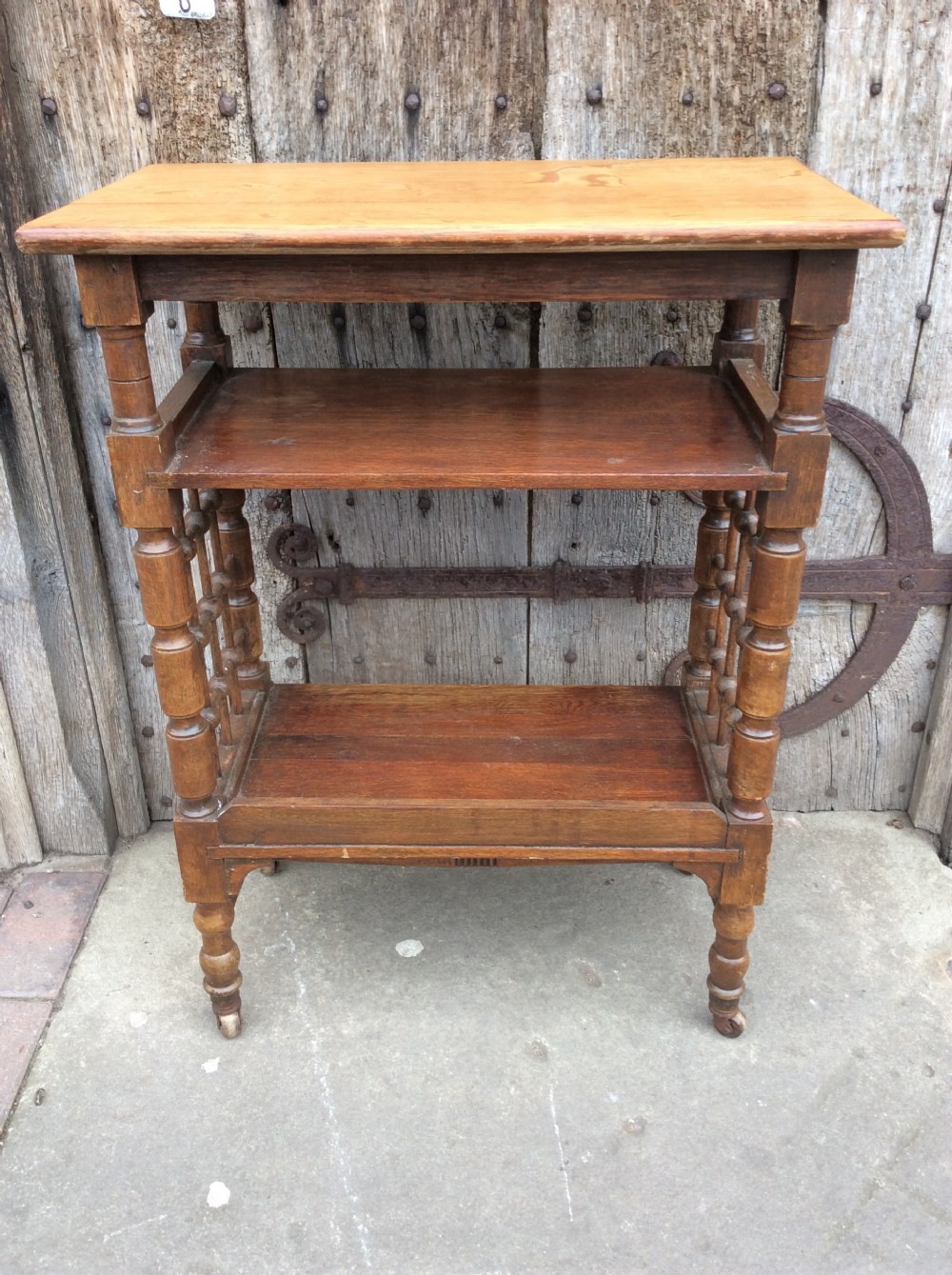 0ak Liberty 3 tier table View IX