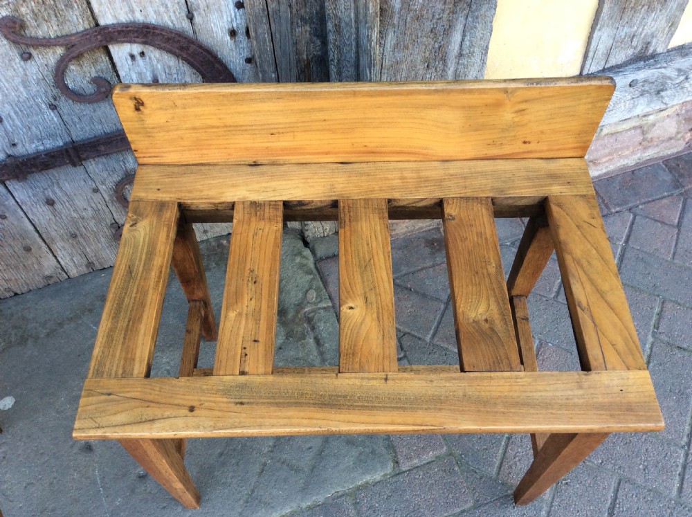 Pair of sturdy oak luggage racks View IV
