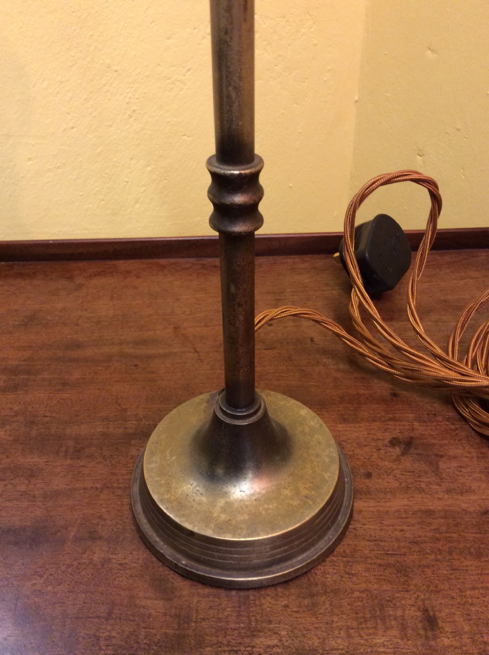 An early 20thC table lamp, English c 1920 View III