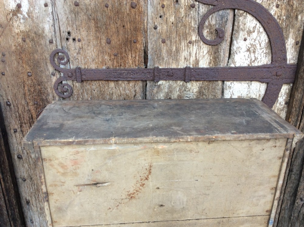 A 19thC Country house painted pine cupboard View VI