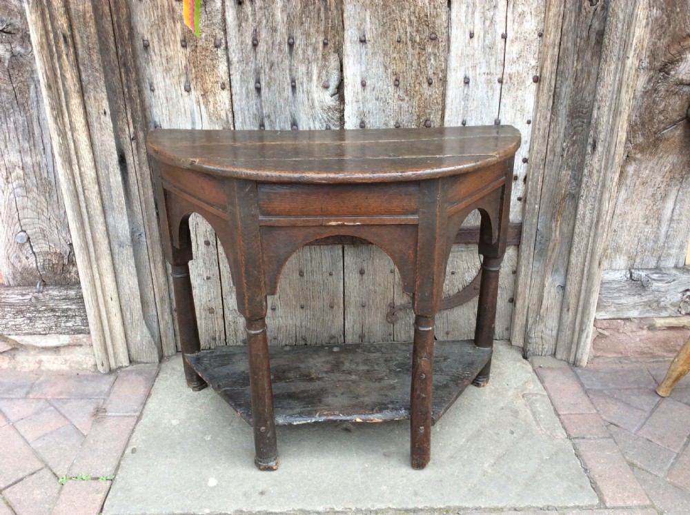An early to mid 17thC  Oak & elm Credence table  View II