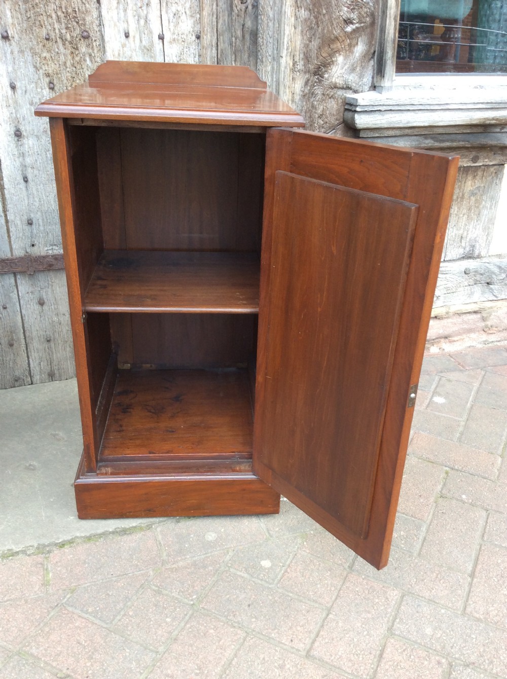 A pair of 19thC mahogany bedside cabinets View V