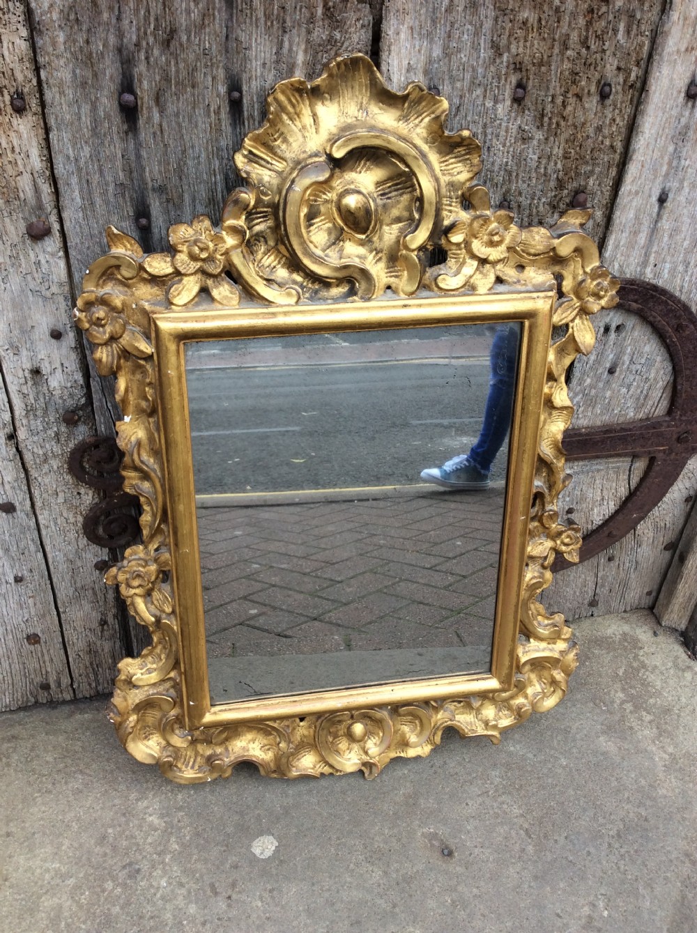 An 18thC Italian carved & gilded mirror View II