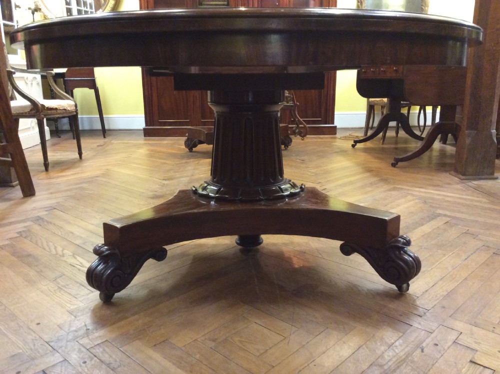 A 19thC Mahogany extending dining table View V