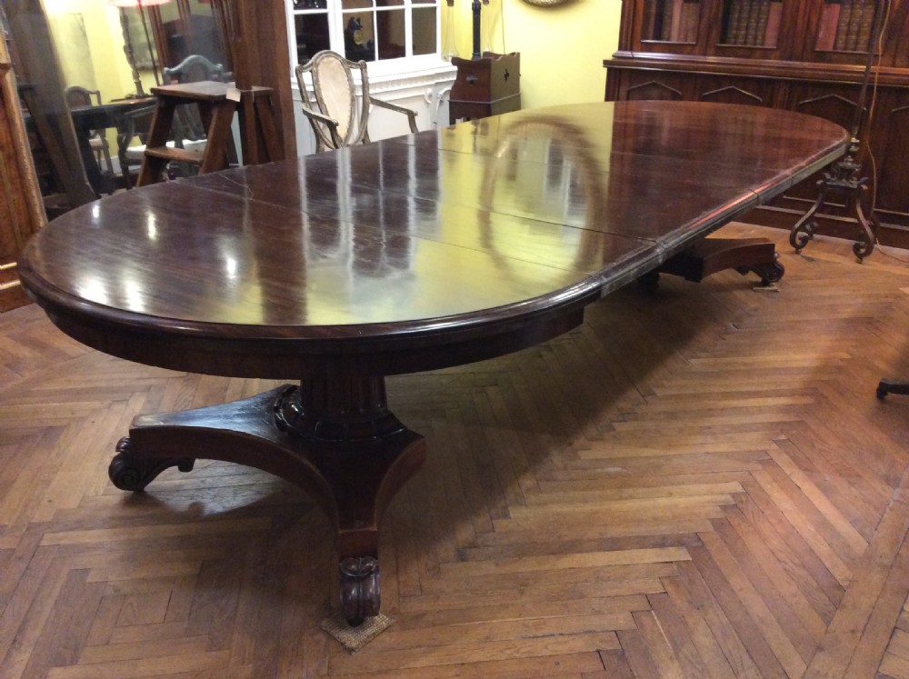 A 19thC Mahogany extending dining table View IX