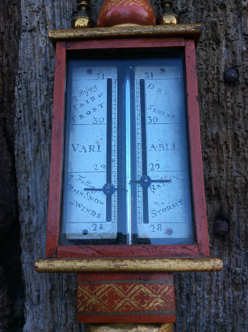 A 1920’s queen Anne style barometre View VIII
