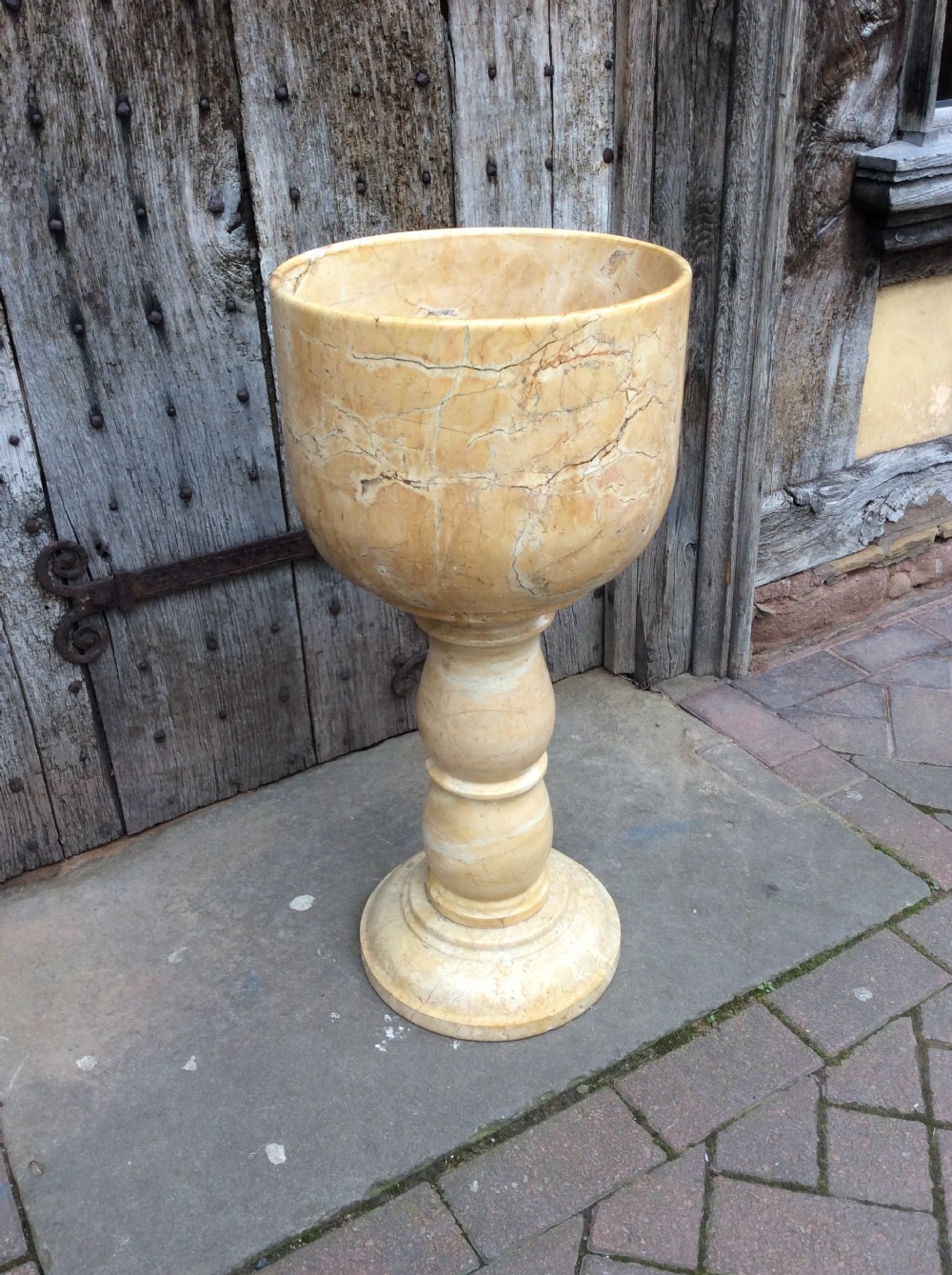 A Sienna marble planter c.1920 View IV