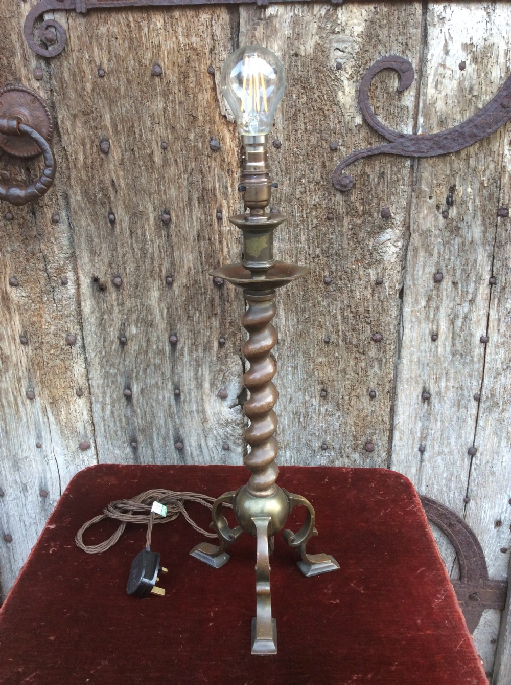 A 19thC pair of bronze table lamps View III