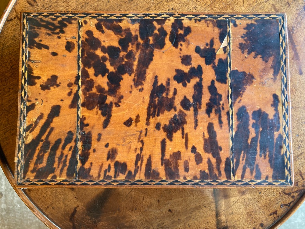 Exquisite 19th century tortoiseshell workbox View III